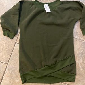 Zavenue NWT sweatshirt tunic - Sz L - olive green